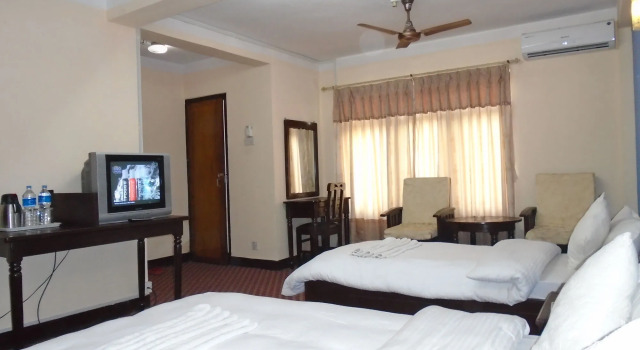 Hotel Hana Pvt.Ltd, Забронировать Отель Отели Катманду с завтраком, рядом с Garden of Dreams, Завтраки