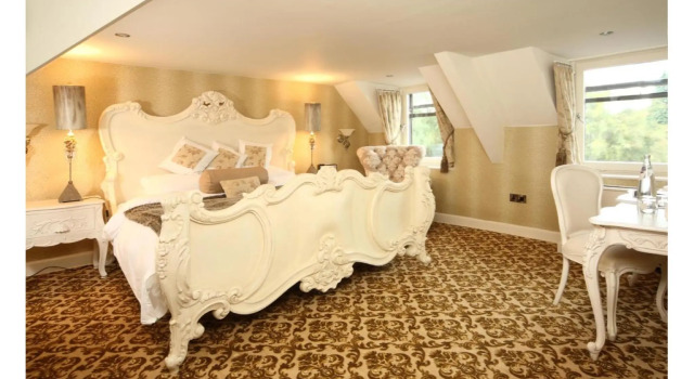 Номер Deluxe OYO The Townhouse