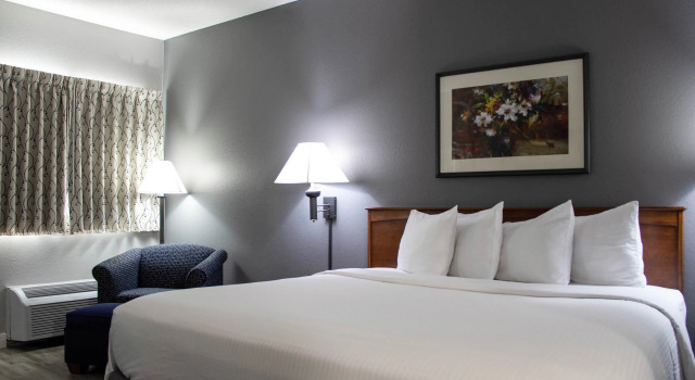 New Victorian Inn - Sioux City, Забронировать Отель Сиу-Сити 