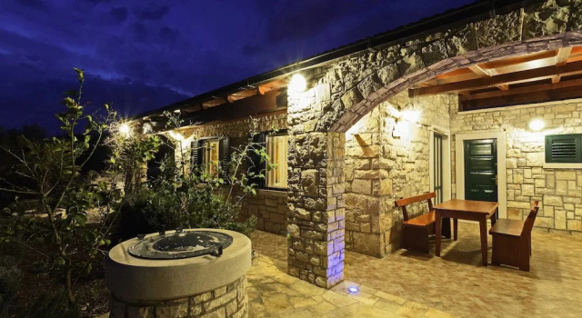 House Pelegrin, Prenota Casa vacanze Comune di Vallegrande Korcula