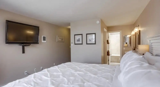 Waterfront Getaway 1 3 Bedrooms 3 Bathrooms Townhouse