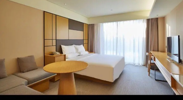 Номер Superior JI Hotel Shanghai Jiangqiao Wanda Plaza