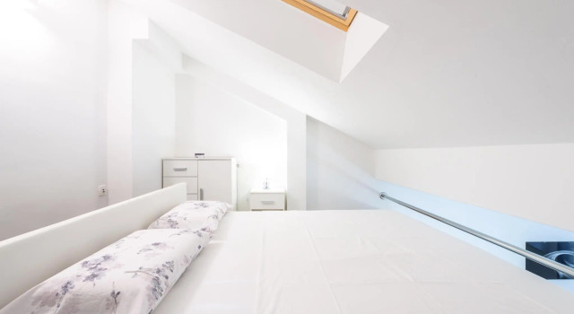 NEW modern studio apartment Nina