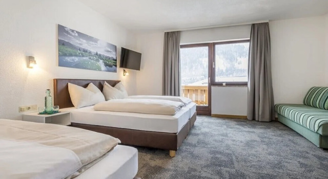 Трёхместный номер Standard Stadlhof