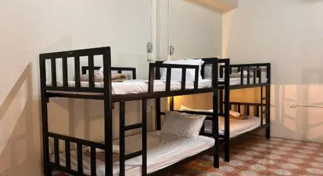 Номер Standard Phuket Old Town Hostel