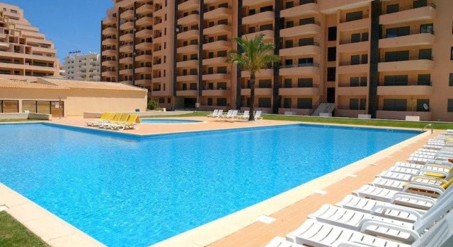 Апартаменты 06 in Portim o With 3 Bedrooms and 2 Bathrooms
