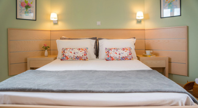 Melissa Apartments, Studios & Suites
