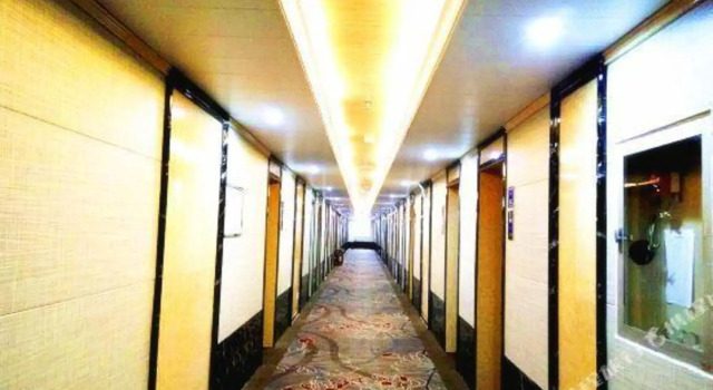 Xinghua Hotel, Book Hotel Baoding Hebei