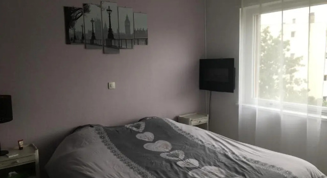 2 Pieces - Quartier Calme - Parking Gratuit, Varaa Huoneisto Hotellit Metz pysäköinnillä, Pysäköinti