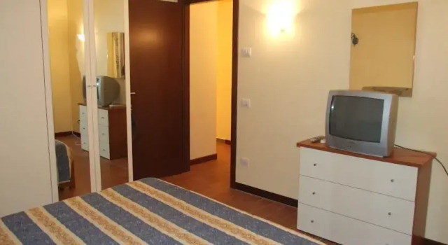 Il Vecchio Granaio, Reservar Hotel Hotéis em Treia com piscina, Piscina
