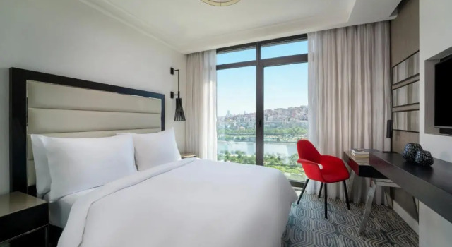 Двухместный номер Superior с видом на море Mövenpick Istanbul Hotel Golden Horn