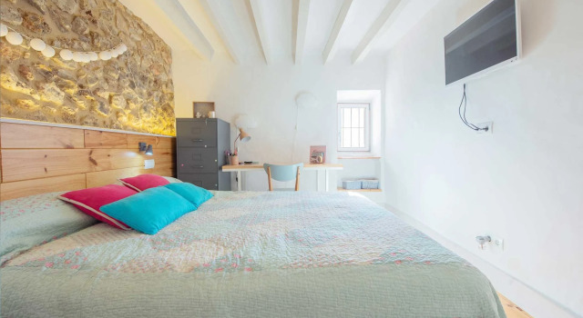 Pintor In Caimari With 3 Bedrooms And 2 Bathrooms, Rezerwuj Hotel Hotele w Majorka z parkingiem, Parking