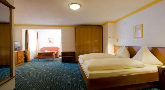 Номер Standard Hotel Kristall