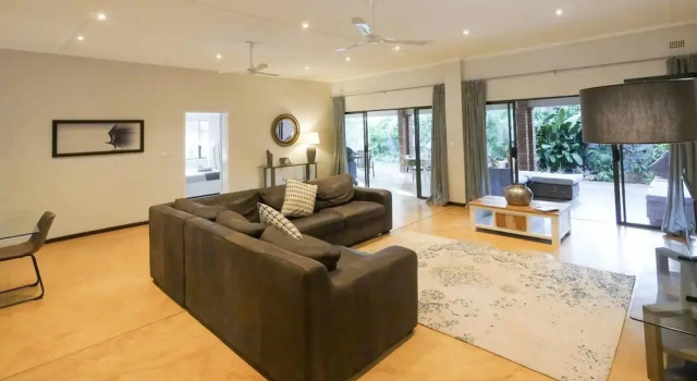 Holiday Rental Home in Victoria Falls, Rezervovat Rekreační dům Victoria Falls Hwange