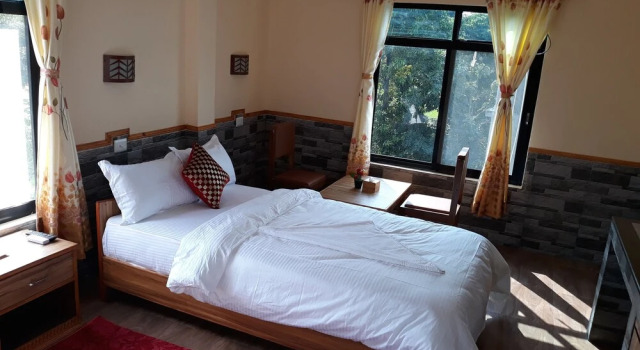Peacock - a family-run hotel, Забронировать Отель Баххаули провинция Багмати-Прадеш