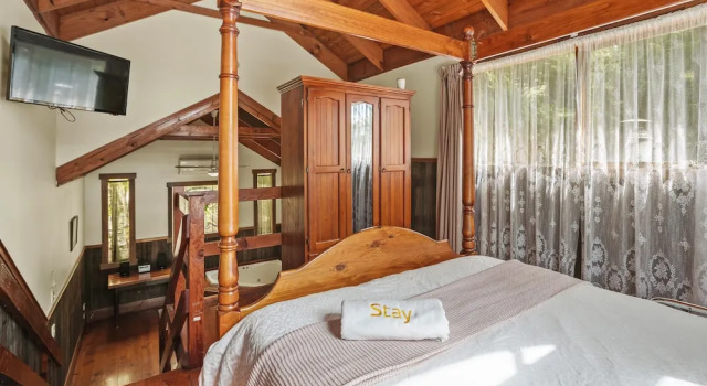 StayAU 1BR Rustic Picturesque Cottage, Book Vacation Home Melbourne 