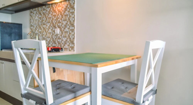 Cozy Stay Studio at Parkland Avenue Apartment, Book Apartment Hotels in South Tangerang with a Pool, Swimming Pool