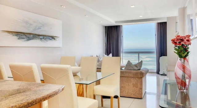 Коттедж Clifton Apartment w Direct Beach Access Marella