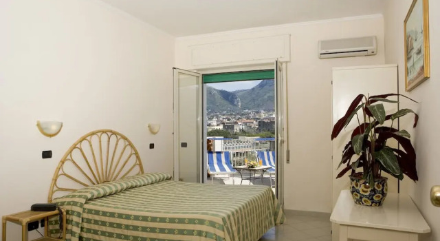 Номер Standard Hotel Klein Wien