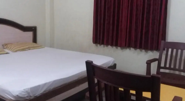 Moon CT Road Puri by Goroomgo, Book Hotel Hotels in Puri with Parking, Parking