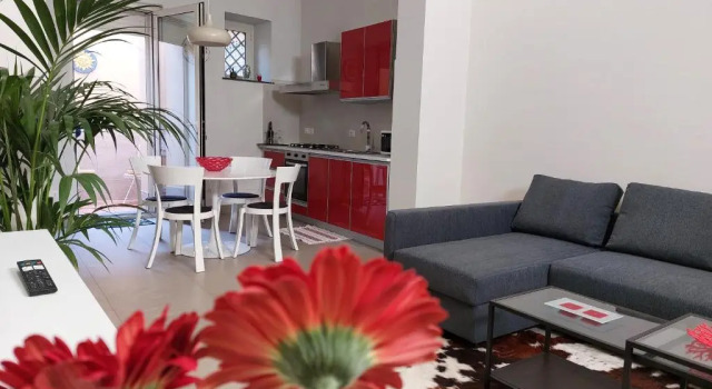 Pied-à-terre81