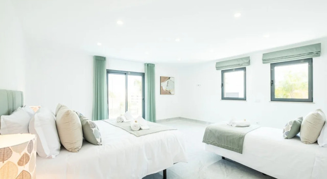 Вилла Villa Coral Bay - Moradia familiar com piscina aquecível e BBQ em Albufeira