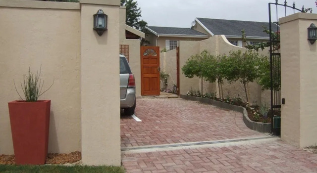 Calico Guest House