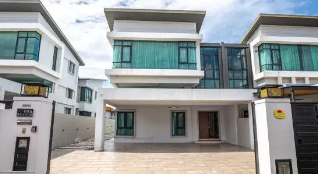 Cheekaaboo Playhouse Ipoh I Private Pool Family Stay with Indoor Playzone