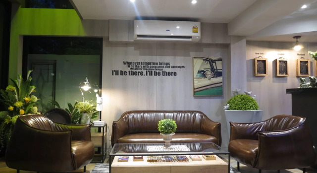 Sleep Walker Poshtel - Hostel