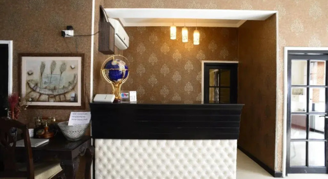 The Resident Hotel, Забронировать Отель Сринагар Jammu & Kashmir Ski