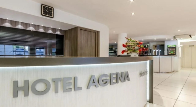 Hotel Agena, Забронировать Отель Отели Лурд с парковкой, рядом с Приходская церковь Сакре-Кёр, Парковка