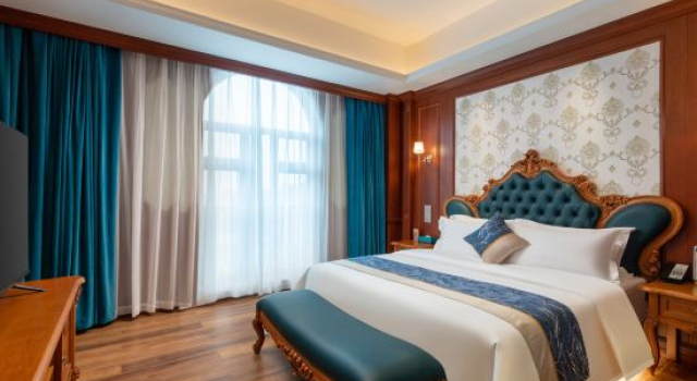 Люкс Deluxe Foshan Jinding Taifeng Hotel