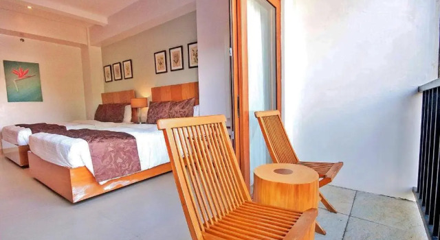 Номер Premier с балконом Aloha Boracay Hotel