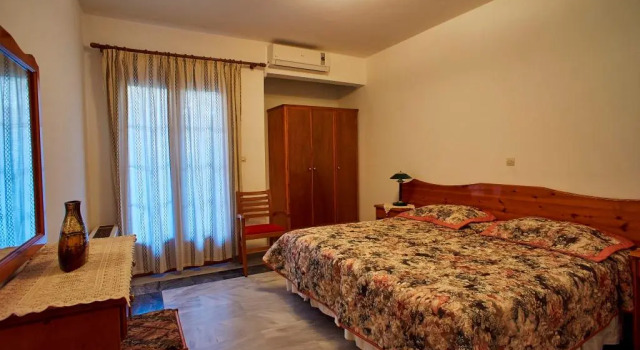 Christinantzela Apartments