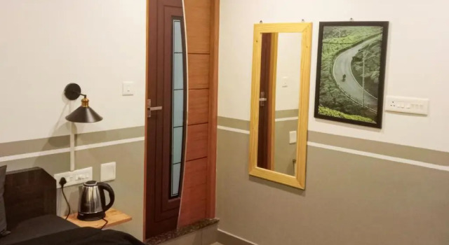 Одноместный номер Standard с балконом The Hosteller Fort Kochi