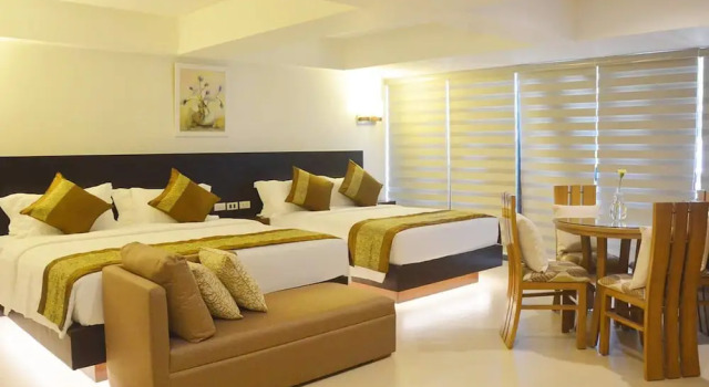 Camera quadrupla Deluxe Commander Suites de Boracay