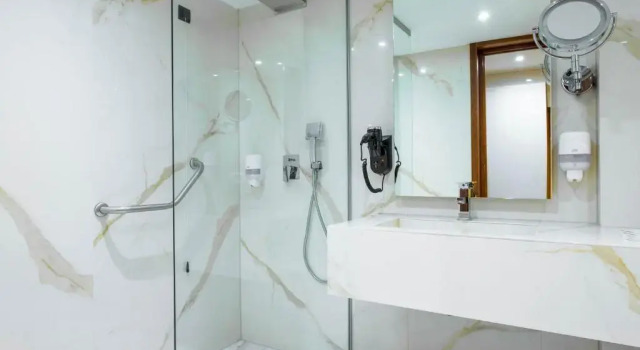 Трёхместный номер Deluxe Hollywood Hotel