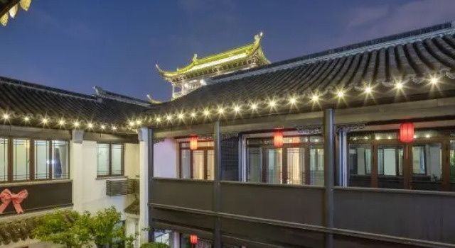 Loulan Courtyard Homestay (Suzhou Pingjiang Road Humble Administrator's Garden), Забронировать Отель Отели Сучжоу 4 звезды, рядом с Сад Скромного чиновника, 4*