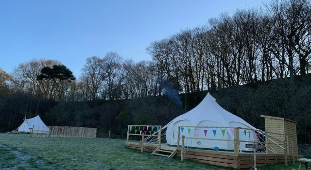 Lovely Spacious Lotus Bell Tent in Shaftesbury, UK