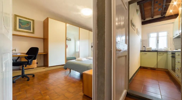 Апартаменты David Museum 6 Sleeps Apartment
