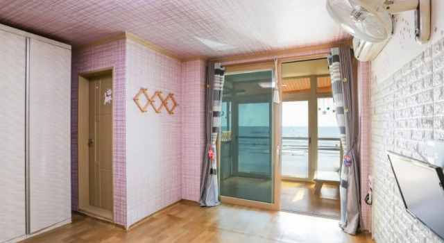 Uljin Haetteuneunjip Pension, Rezerwuj Hotel Jukbyeon-myeon Republika Korei