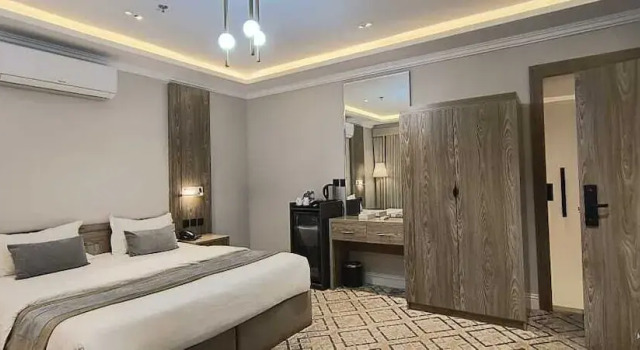 Vatoran Hotel