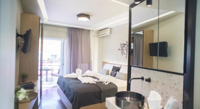 Двухместный номер Deluxe с балконом Hotel Pithari
