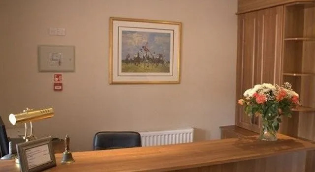 Highclere Hotel, Book Hotel Hoteller i Ascot med parkering, Parkering