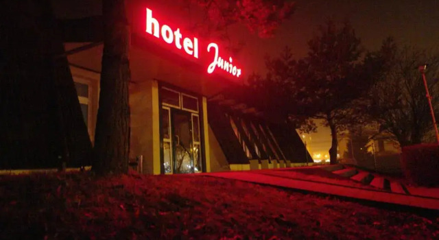 Hotel Junior