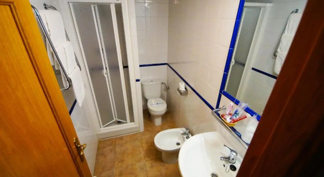 Номер Standard Hostal Restaurante El Surtidor