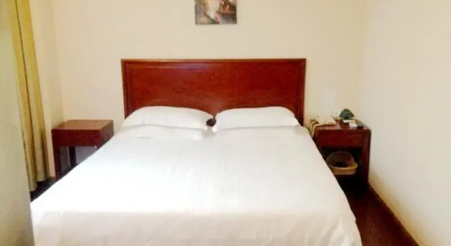 Greentree Inn Hefei Silihe Road Express Hotel, Prenota Hotel Luyang Hefei