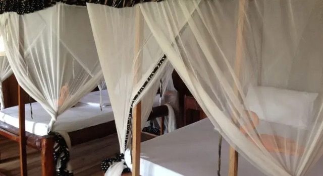 Hotel On The Rock Zanzibar, Varaa Hotelli Hotellit Pvani region uima-altaalla, Uima-allas