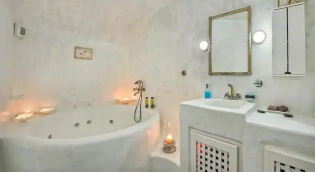 Superb 4-bedrooms Villa with private pool