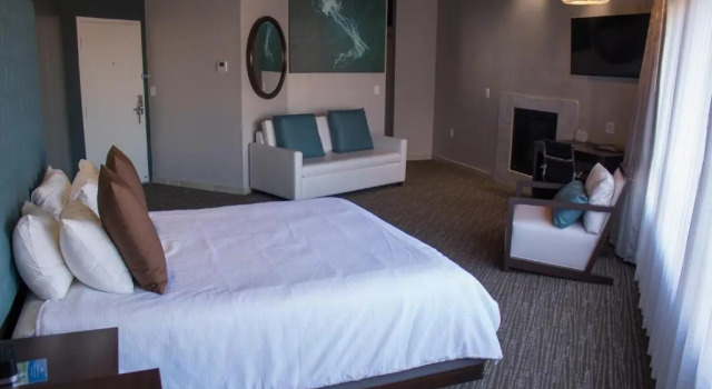 Семейный номер Deluxe Munras Inn